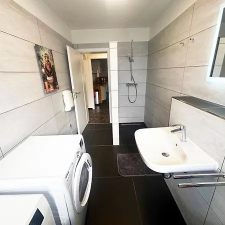 Апартаменты Fully Equipped Кроненбург